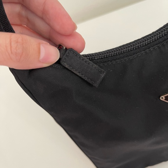 Vintage Prada mini nylon bag - Picture 7 of 14